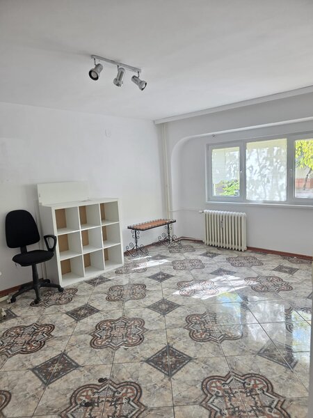 Piata Muncii, Matei Basarab, stradal pentru birou sau locuit