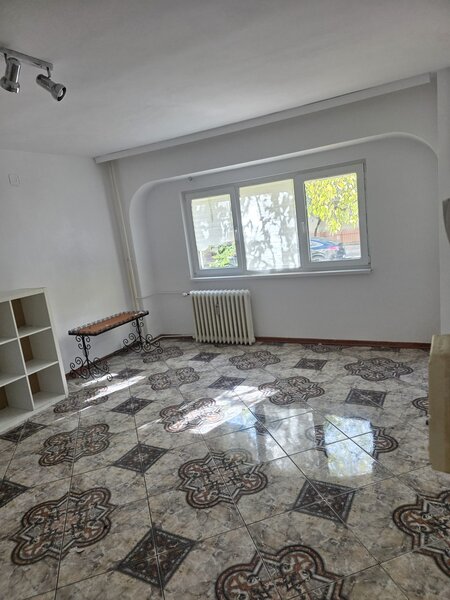 Piata Muncii, Matei Basarab, stradal pentru birou sau locuit