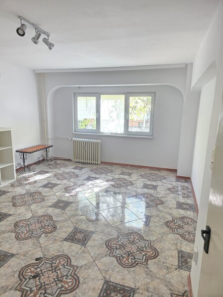 Piata Muncii, Matei Basarab, stradal pentru birou sau locuit