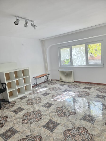 Piata Muncii, Matei Basarab, stradal pentru birou sau locuit